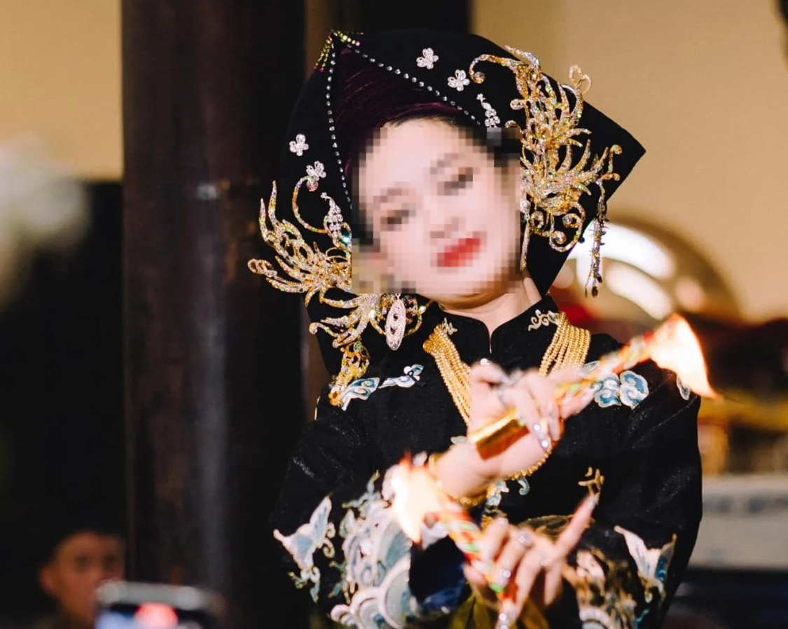 Thanh đồng tránh vọng ngữ và sự khoe khoang
